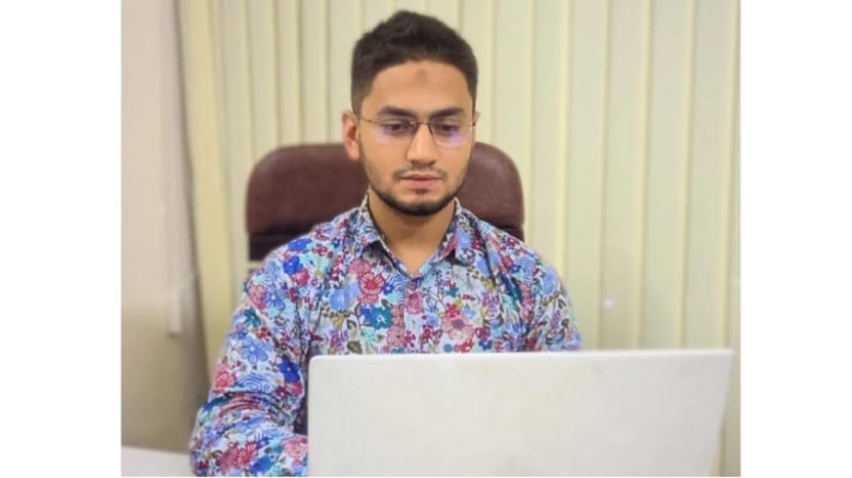 বাঁশখালীর নাজেম উদ্দিনের উদ্ভাবন: এক অ্যাপে হোটেল, হোস্টেল ও বাসা বুকিংয়ের সুবিধা